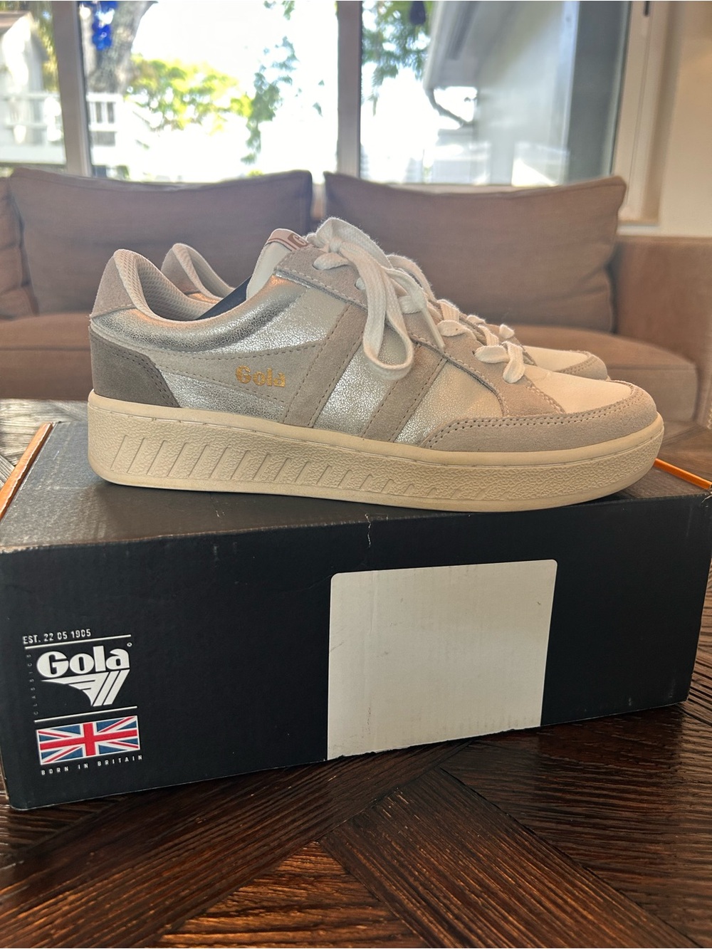 Gola Women's Superslam Blaze Silver and Wheat Sneaker, Size 8